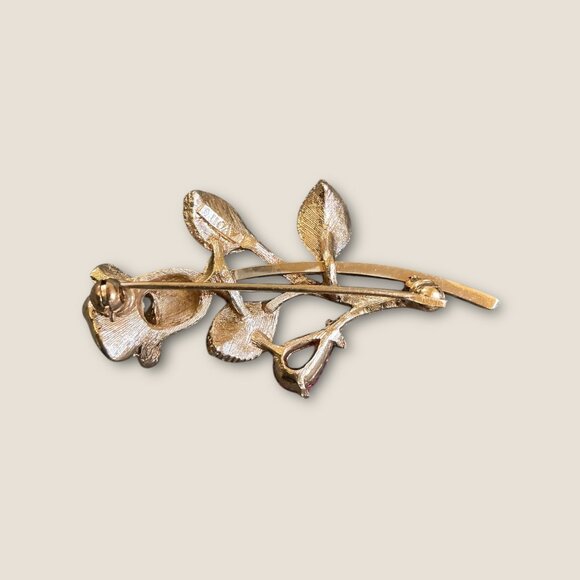 Avon Gold Tone Rose  Pink Rhinestone Brooch/ Pin - Picture 3 of 4